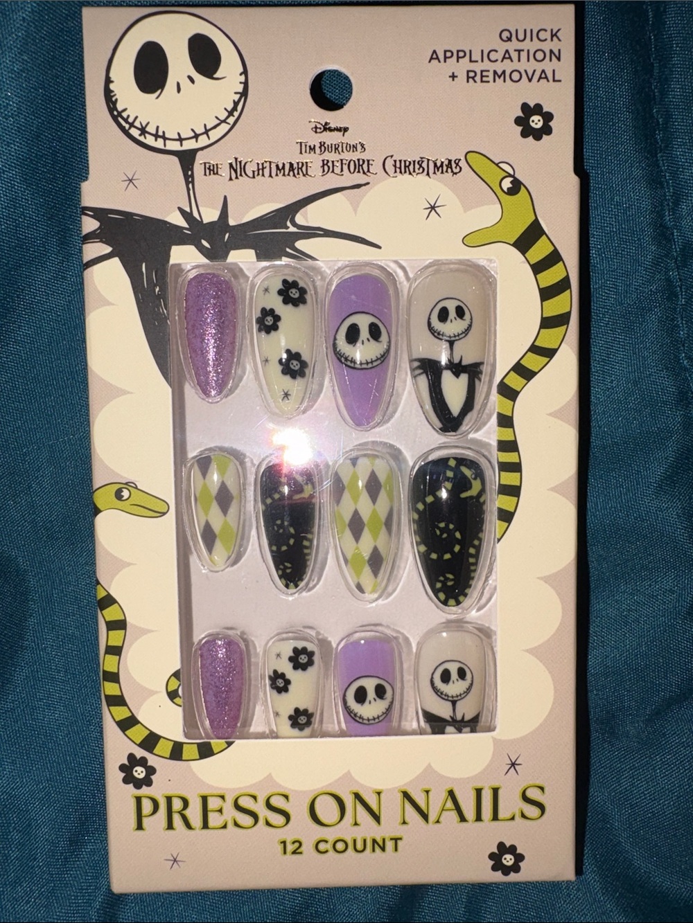 Disney’s Nightmare Before Christmas - Press On Nails (12 Count)